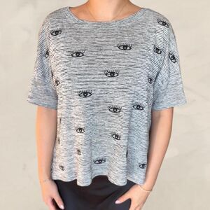 ANTHROPOLOGIE striped eye embroidered blouse small boho whimsical relaxed tee